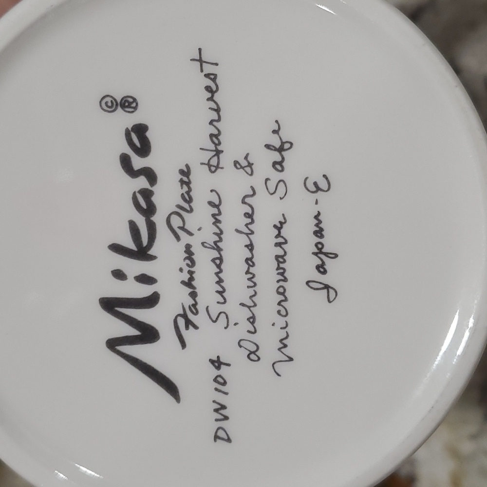 Mikasa Sunshine Harvest 12 oz mug - Picture 3 of 3